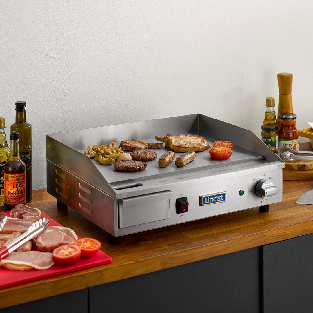 Lincat Lynx Prime LPGR20 stainless-steel griddle for cafés and pubs